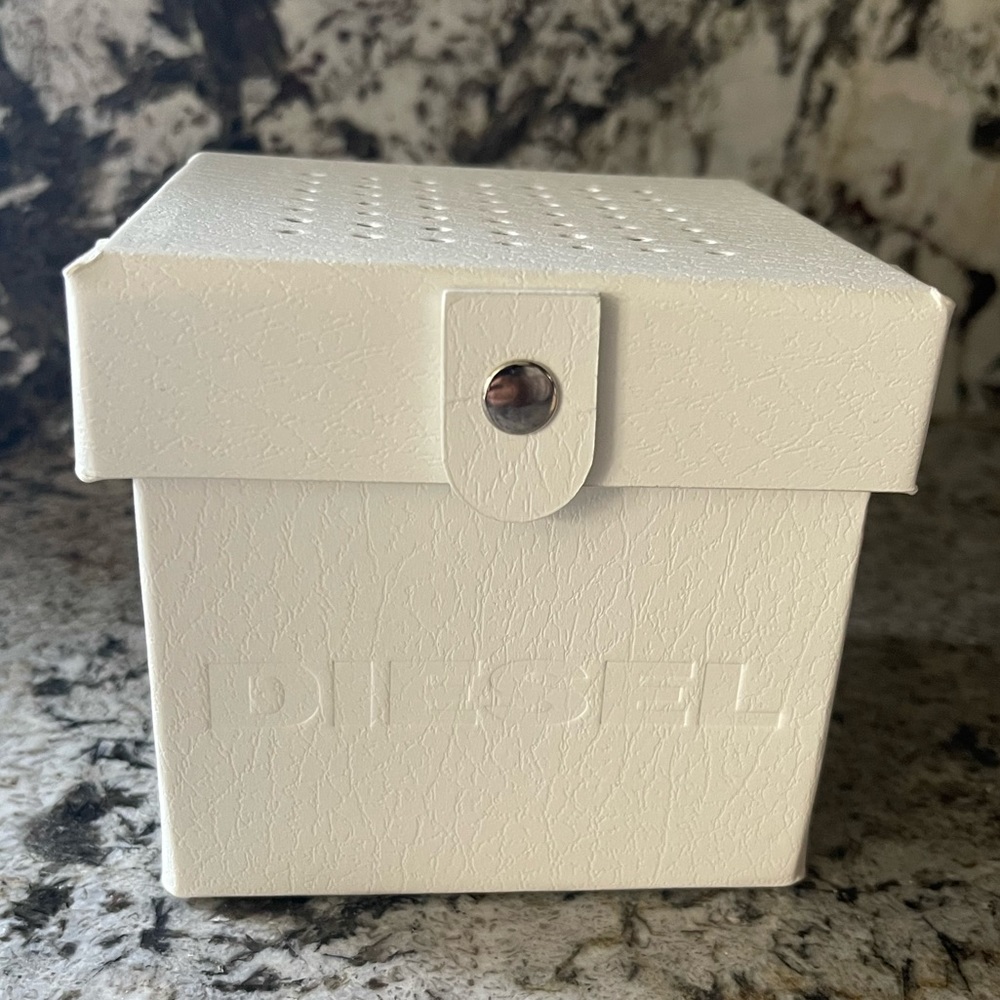 Diesel jewelry box.